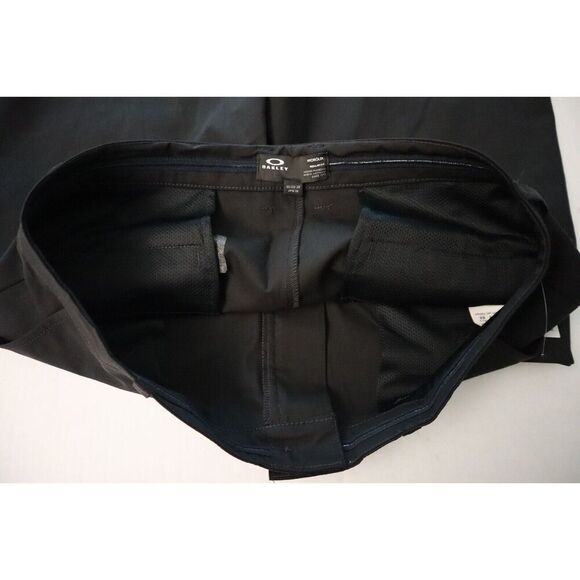 Oakley F0A402610 Men's Sz 34x34 Black Hydrolix Regular Fit Chino Icon Pants - Picture 3 of 12